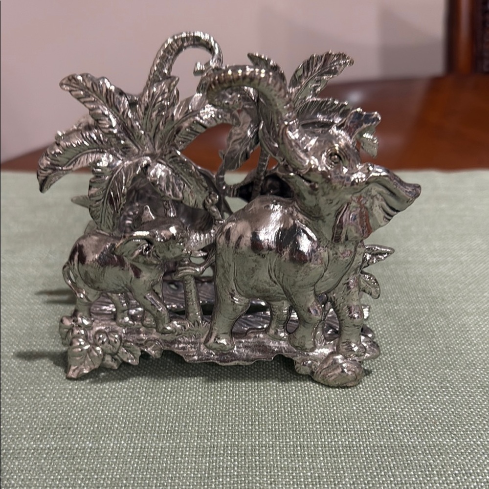 Silver Elephant Figurine - Picture 2 of 6